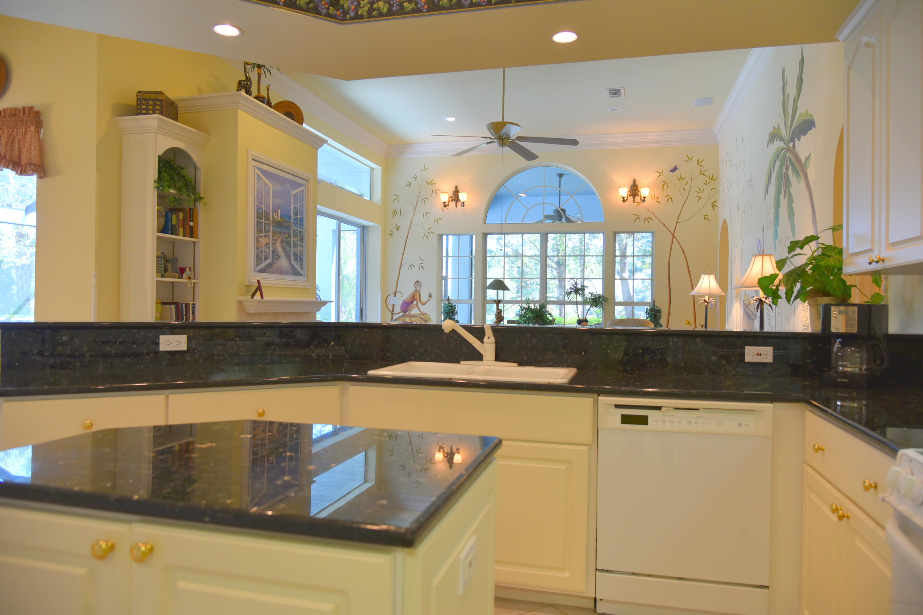 REGATTA BAY - Residential