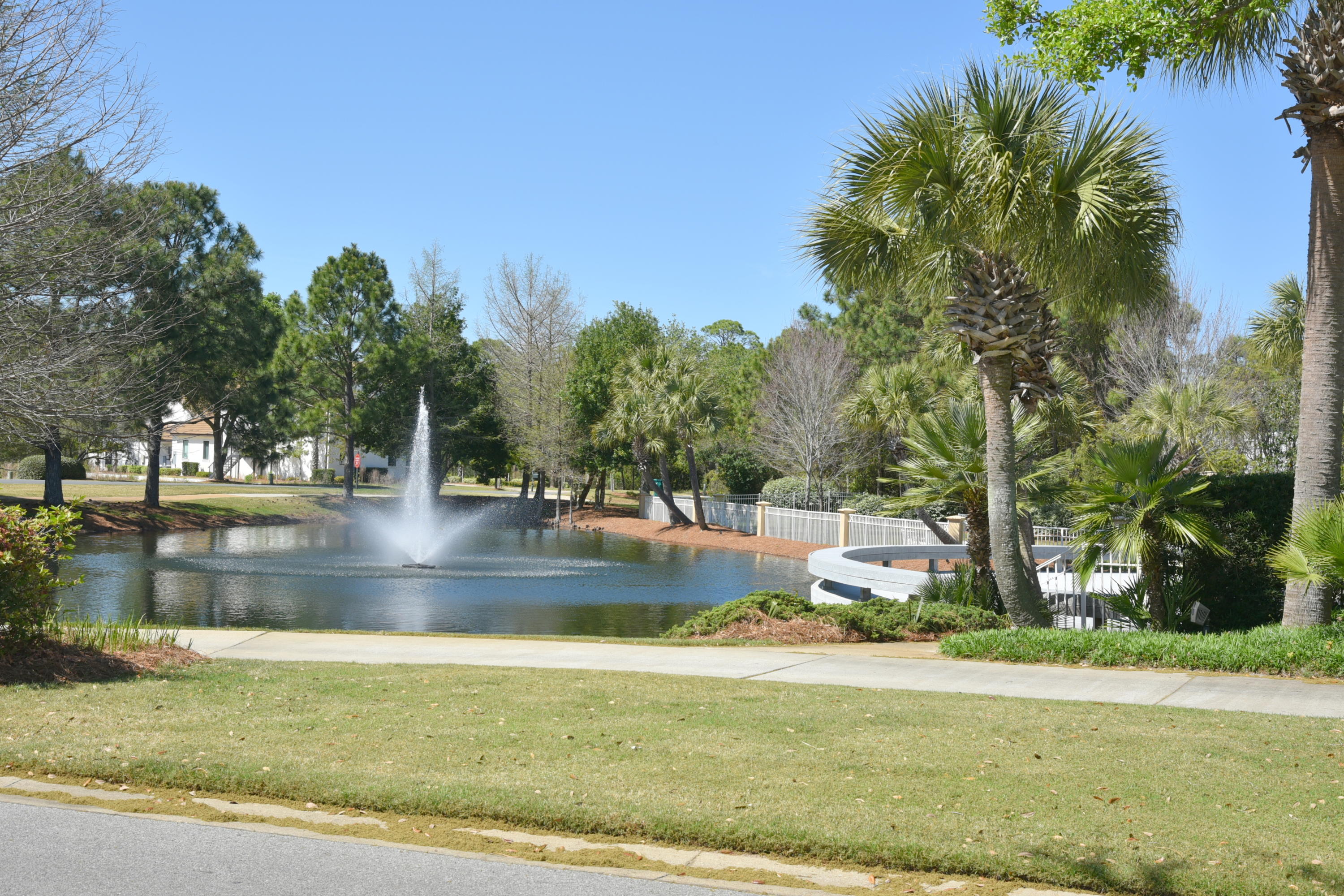 REGATTA BAY - Residential