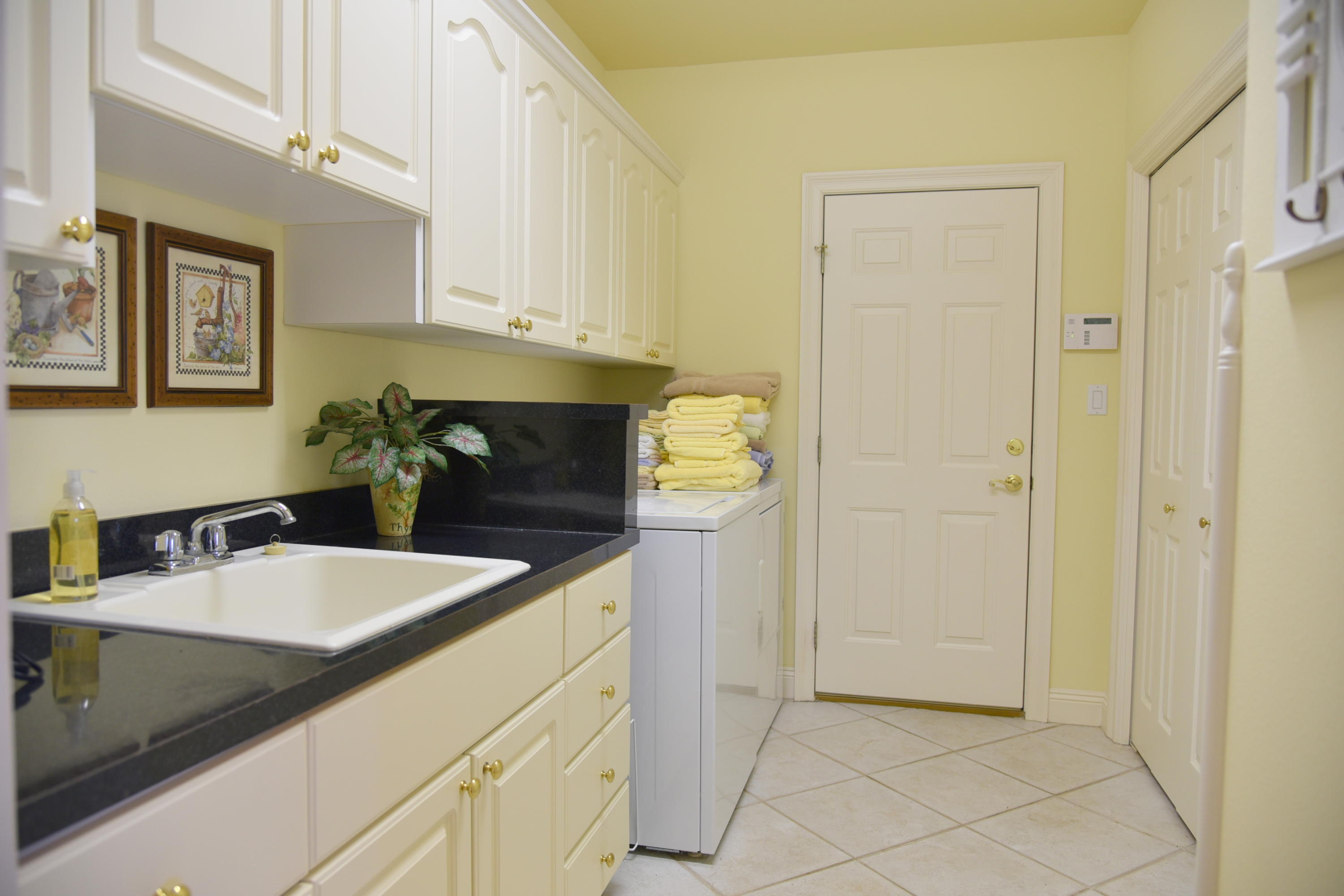 REGATTA BAY - Residential