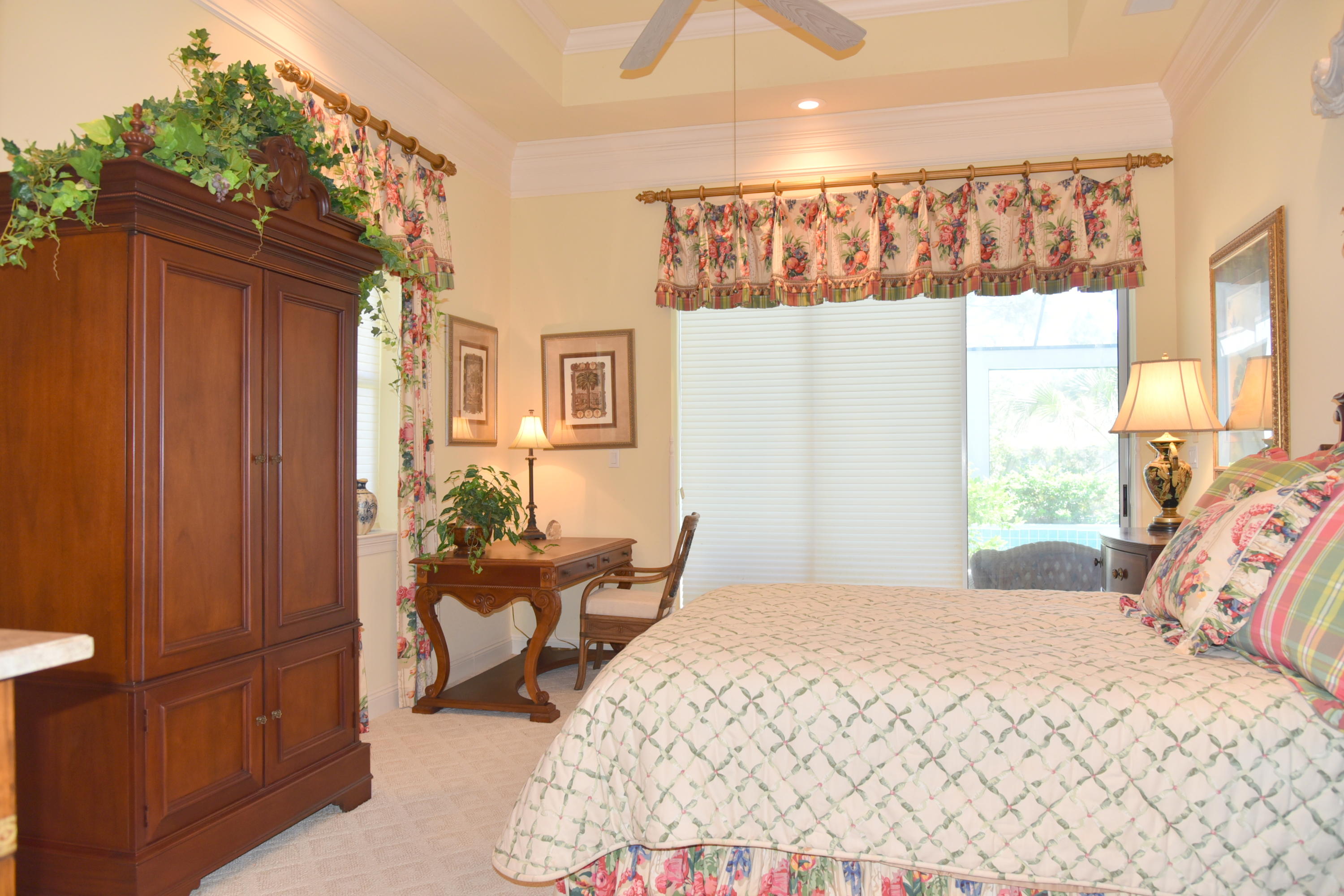 REGATTA BAY - Residential