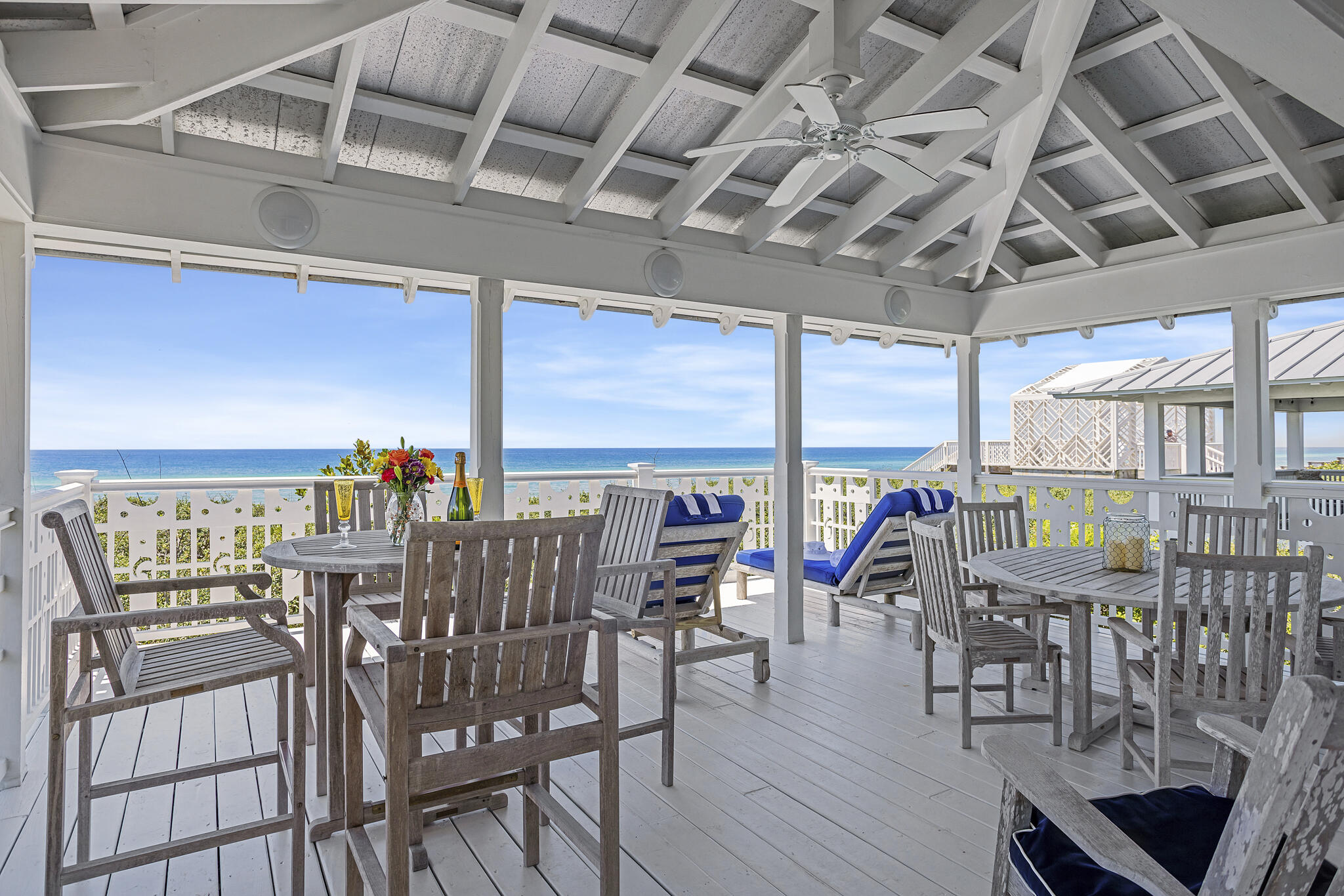 SEASIDE 10 - Residential