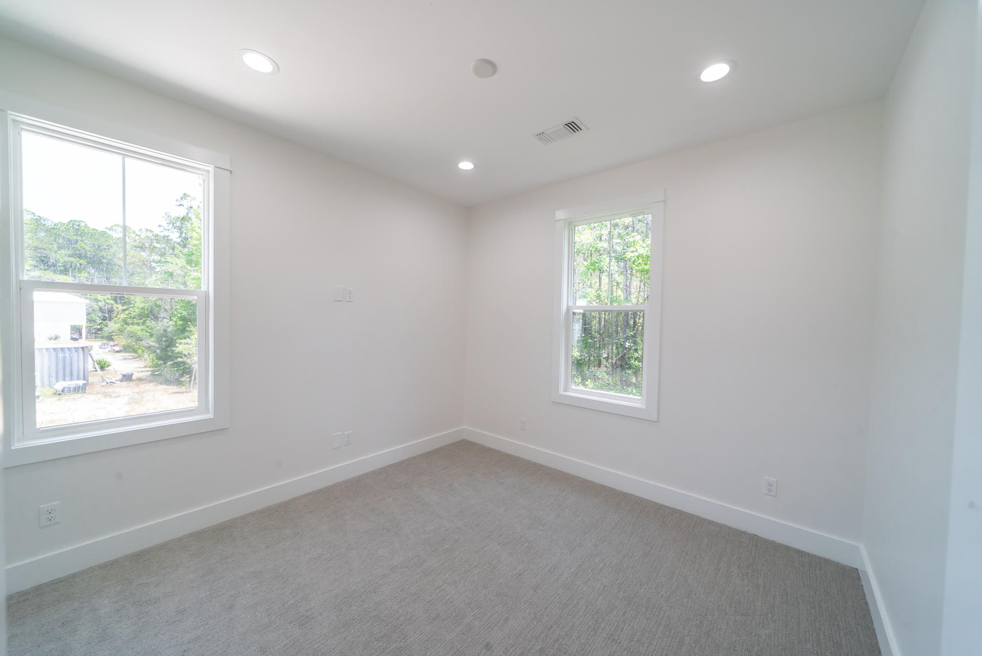 LIGHTHOUSE POINTE - Residential Lease
