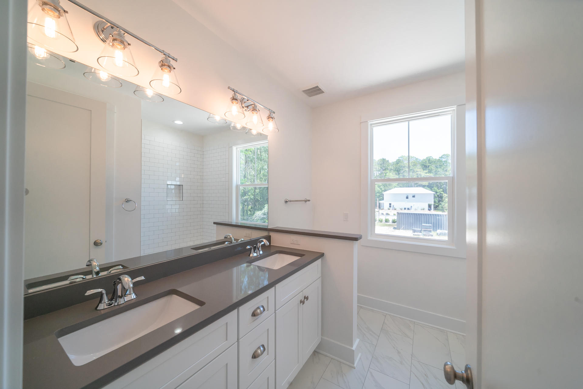 LIGHTHOUSE POINTE - Residential Lease