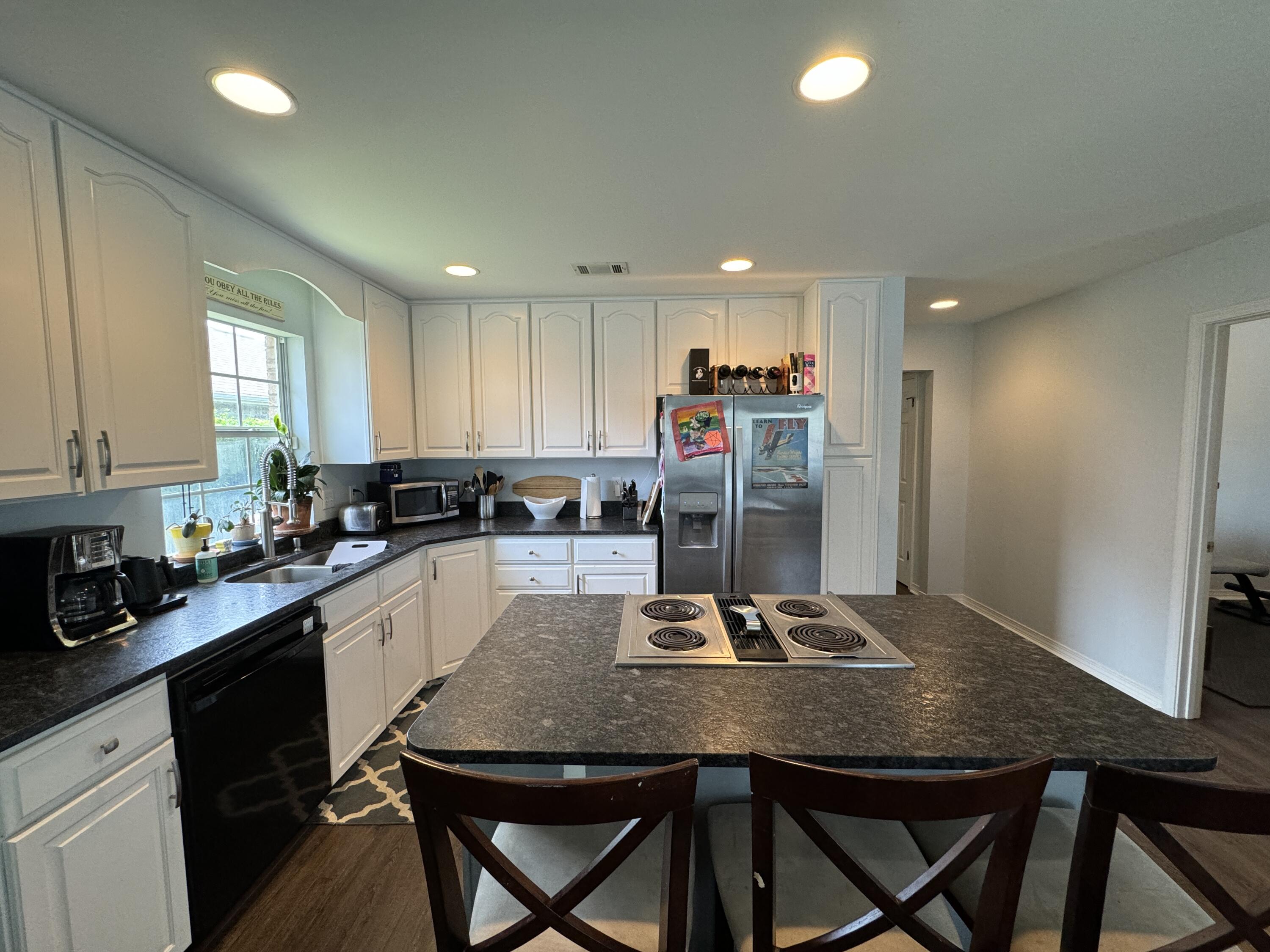 RIDGE WOOD MANOR - Residential Lease