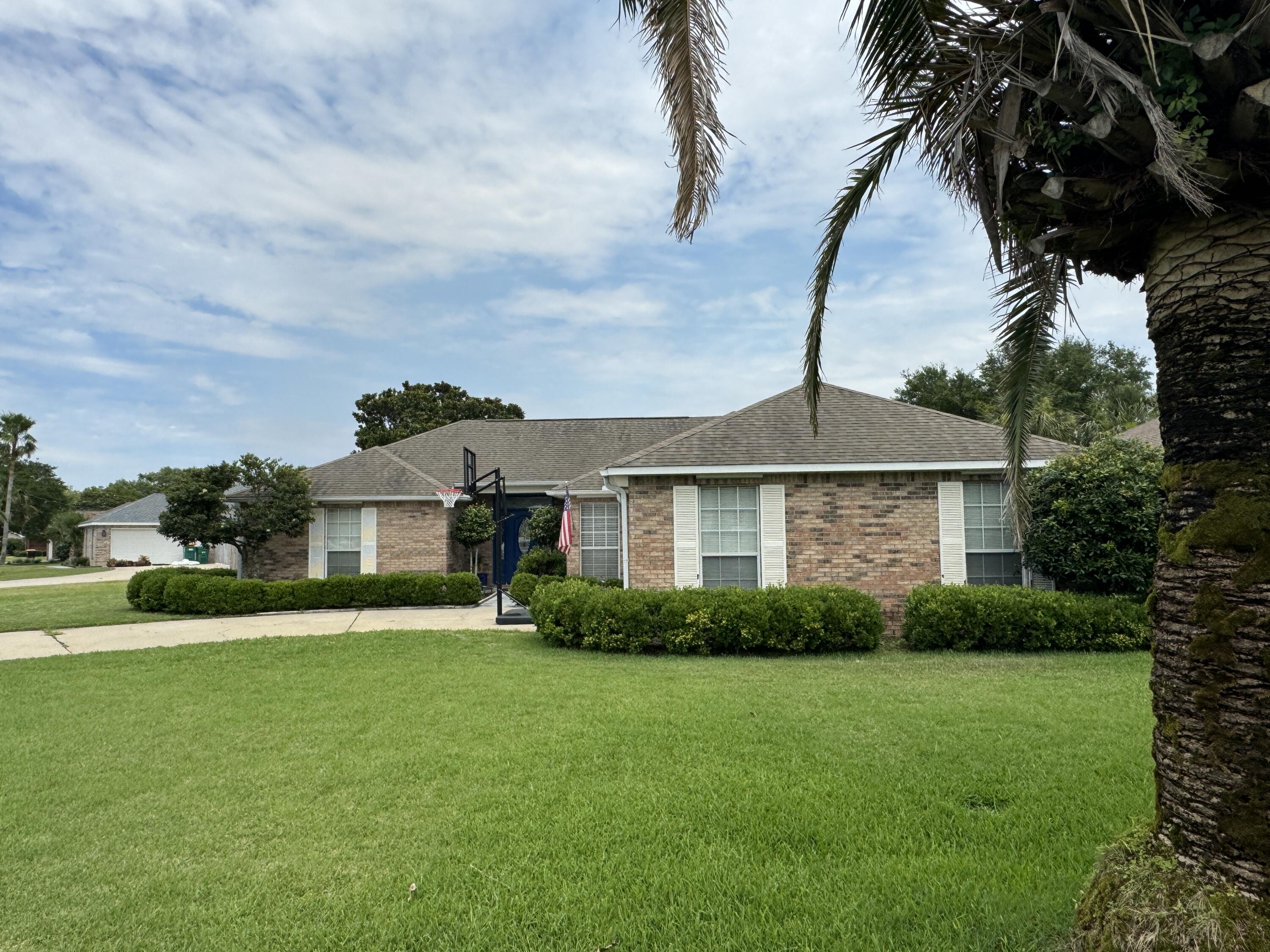 RIDGE WOOD MANOR - Residential Lease