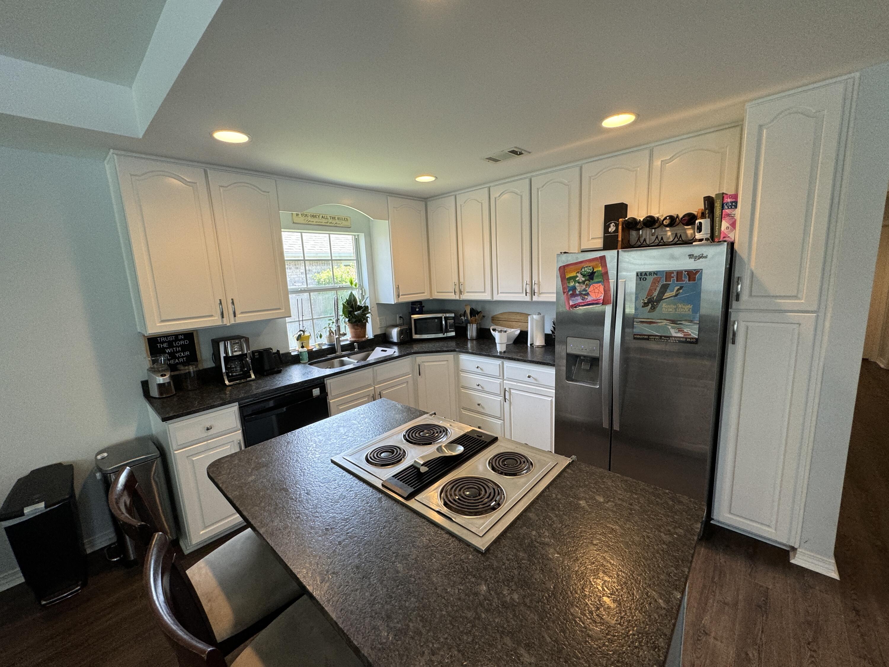 RIDGE WOOD MANOR - Residential Lease
