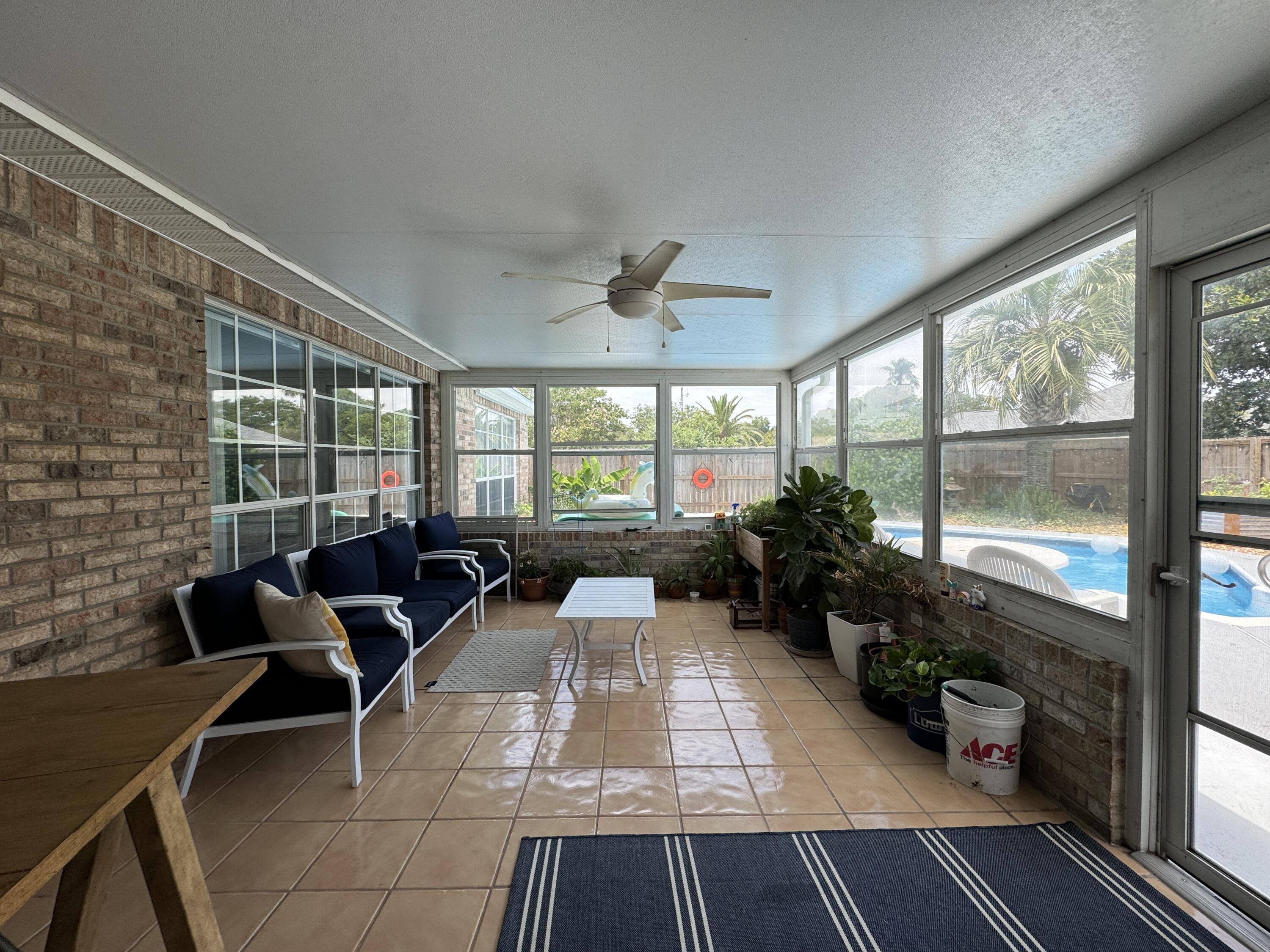 RIDGE WOOD MANOR - Residential Lease