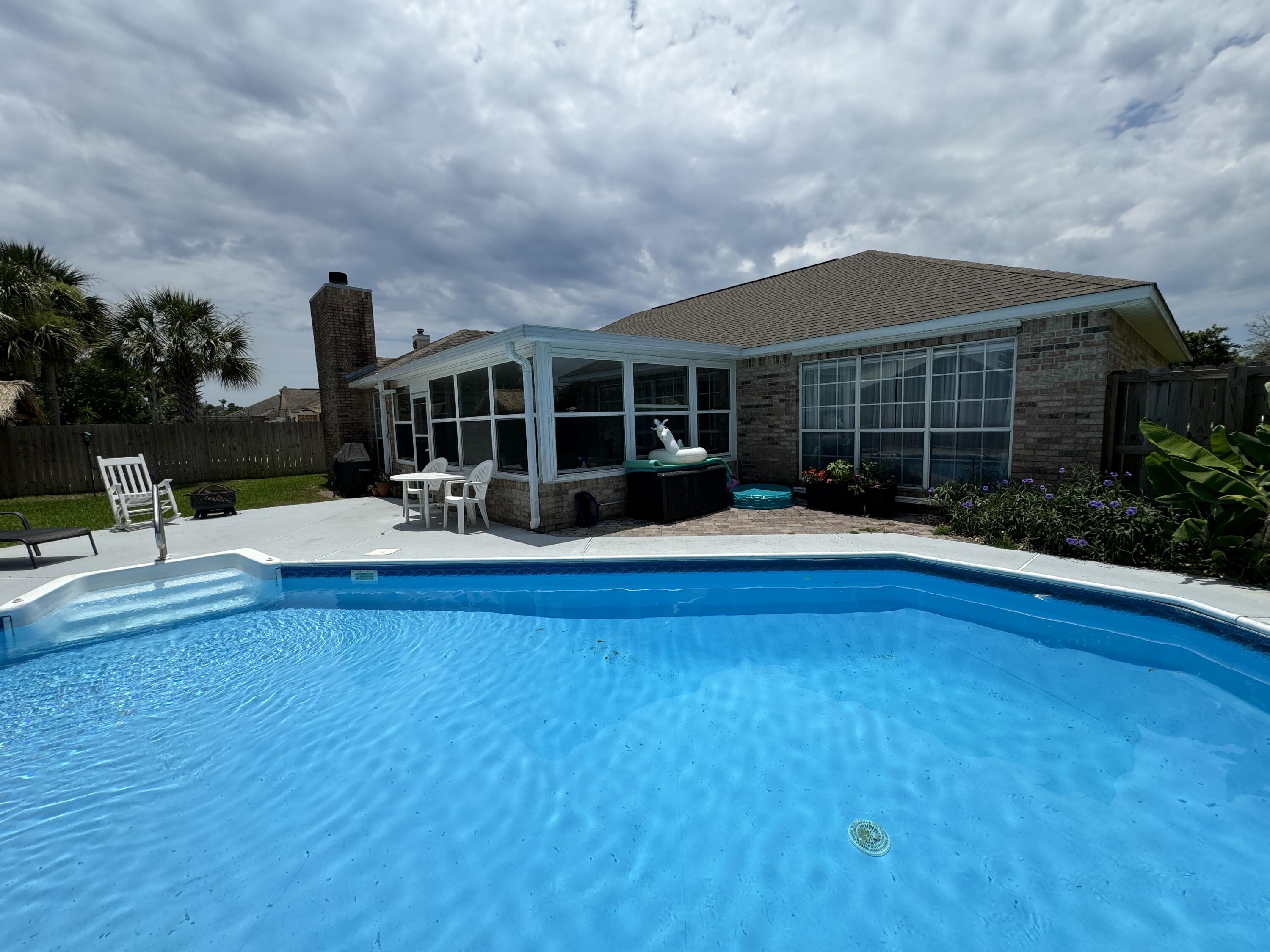 RIDGE WOOD MANOR - Residential Lease