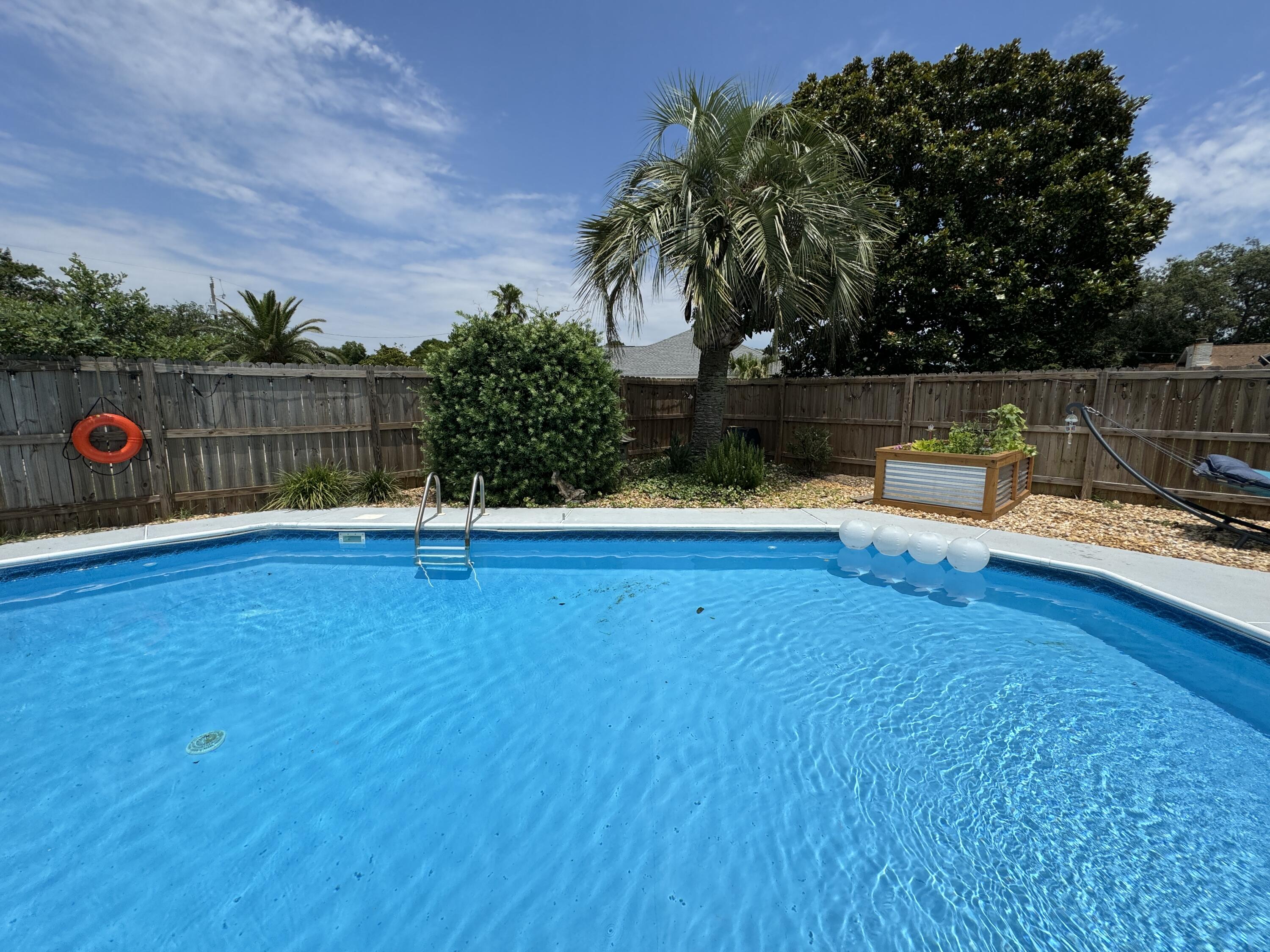 RIDGE WOOD MANOR - Residential Lease