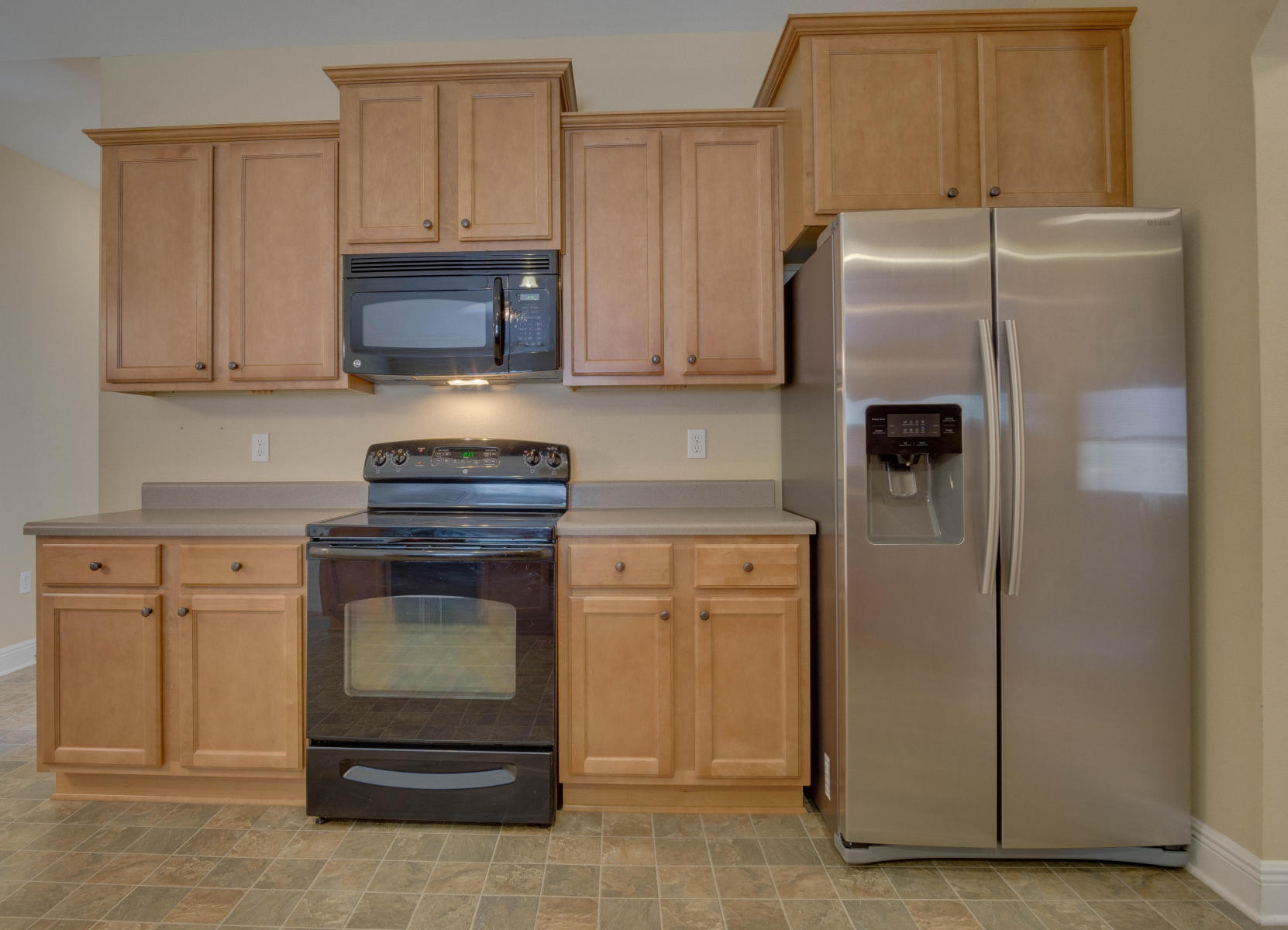 ROLLING RIDGE S/D - Residential Lease