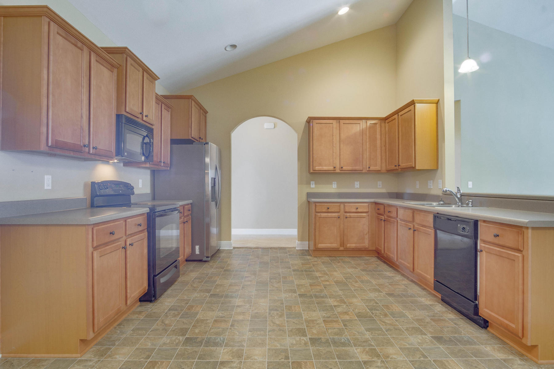 ROLLING RIDGE S/D - Residential Lease