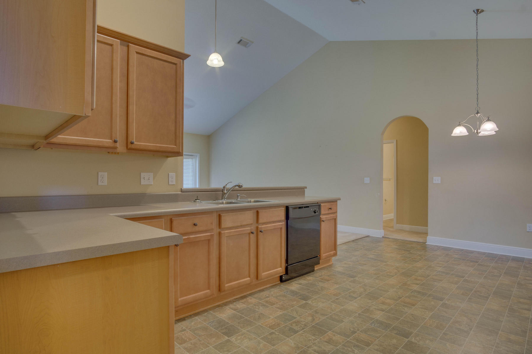 ROLLING RIDGE S/D - Residential Lease