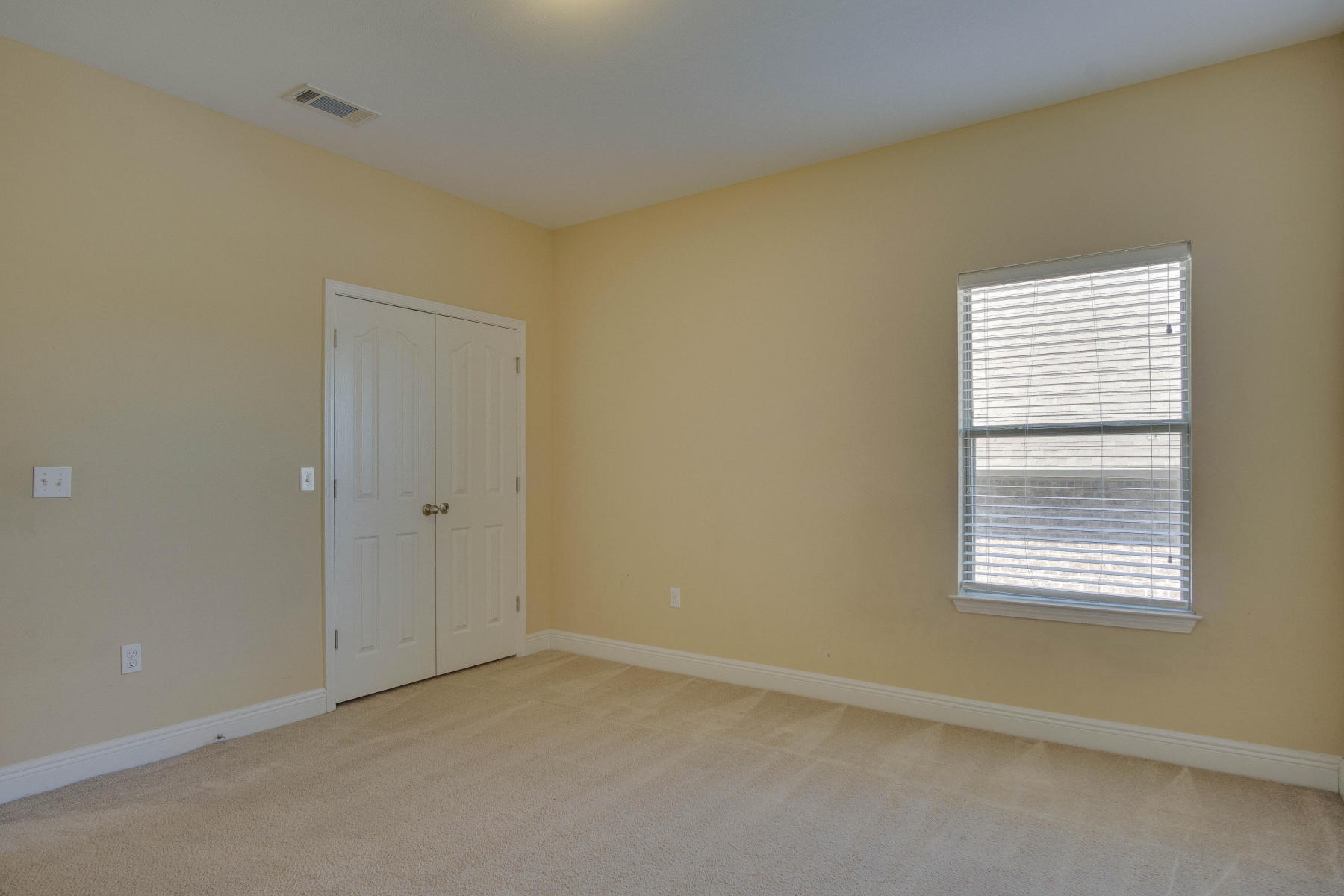 ROLLING RIDGE S/D - Residential Lease