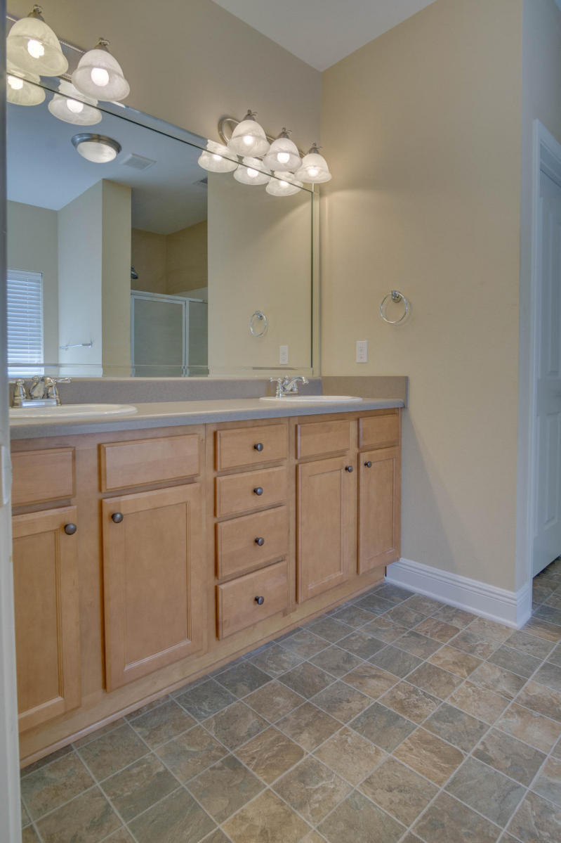 ROLLING RIDGE S/D - Residential Lease