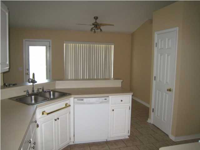 CHEROKEE BEND S/D - Residential Lease