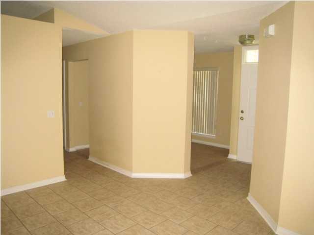 CHEROKEE BEND S/D - Residential Lease