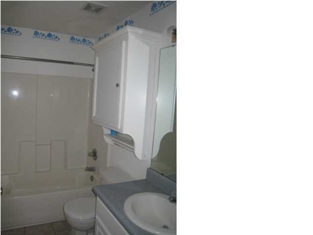 CHEROKEE BEND S/D - Residential Lease