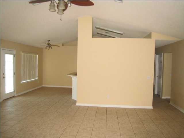 CHEROKEE BEND S/D - Residential Lease