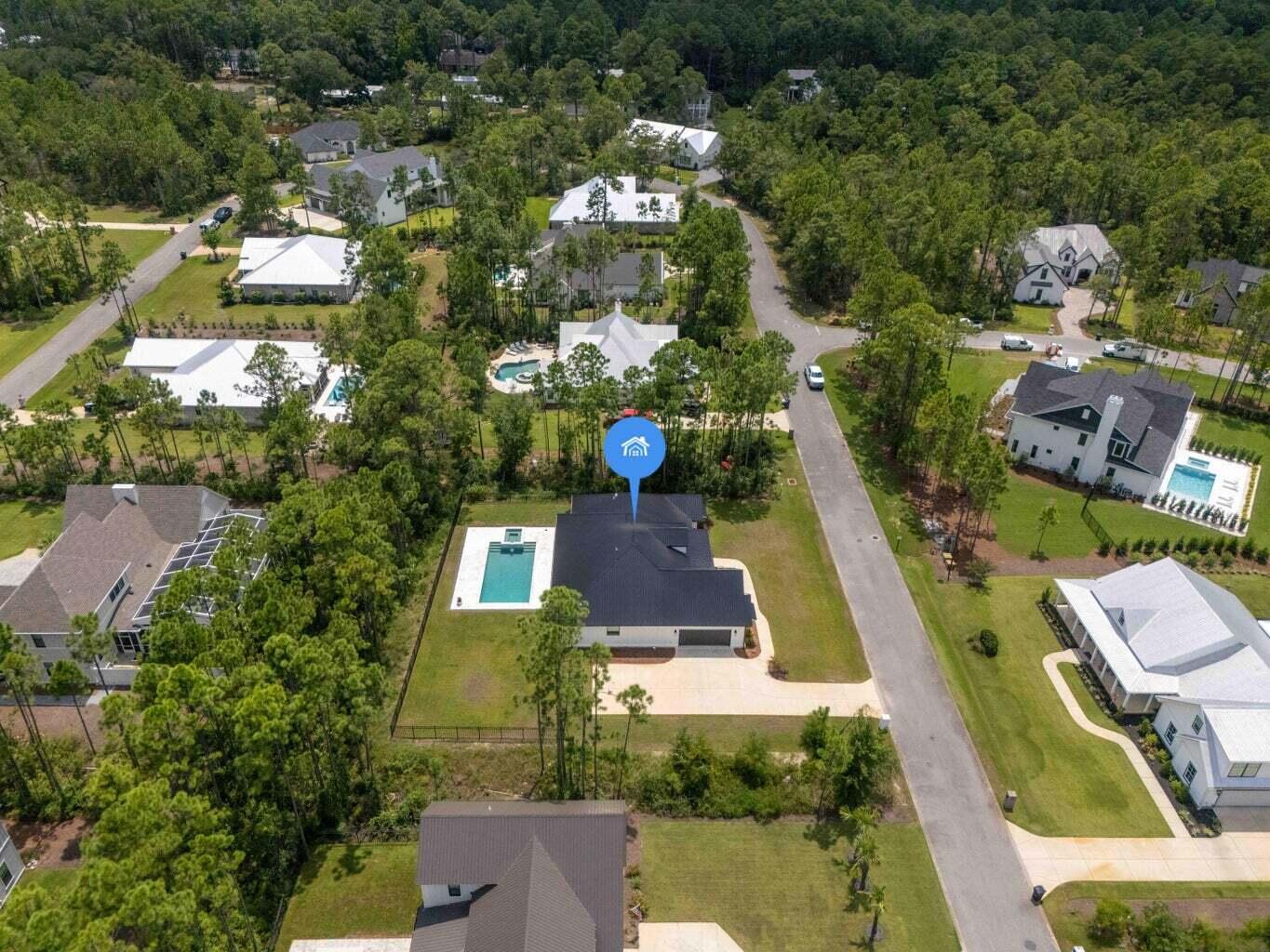 SECLUSION BAY - Residential