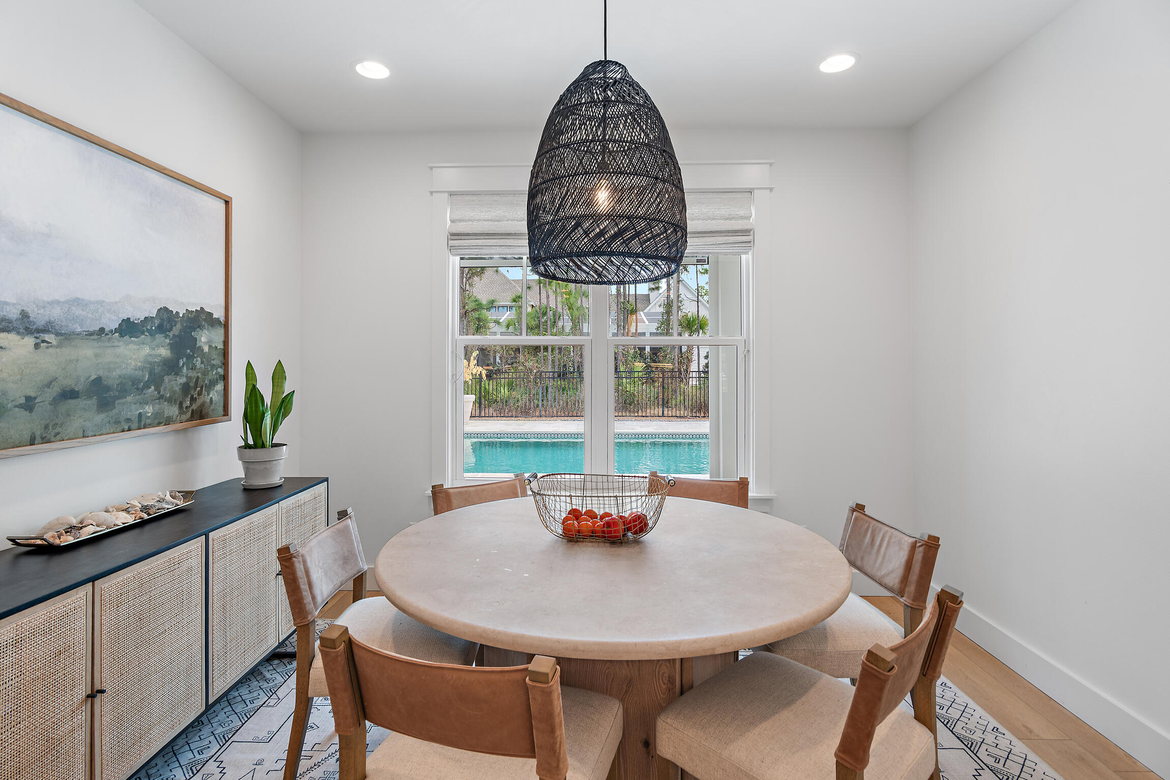 SECLUSION BAY - Residential