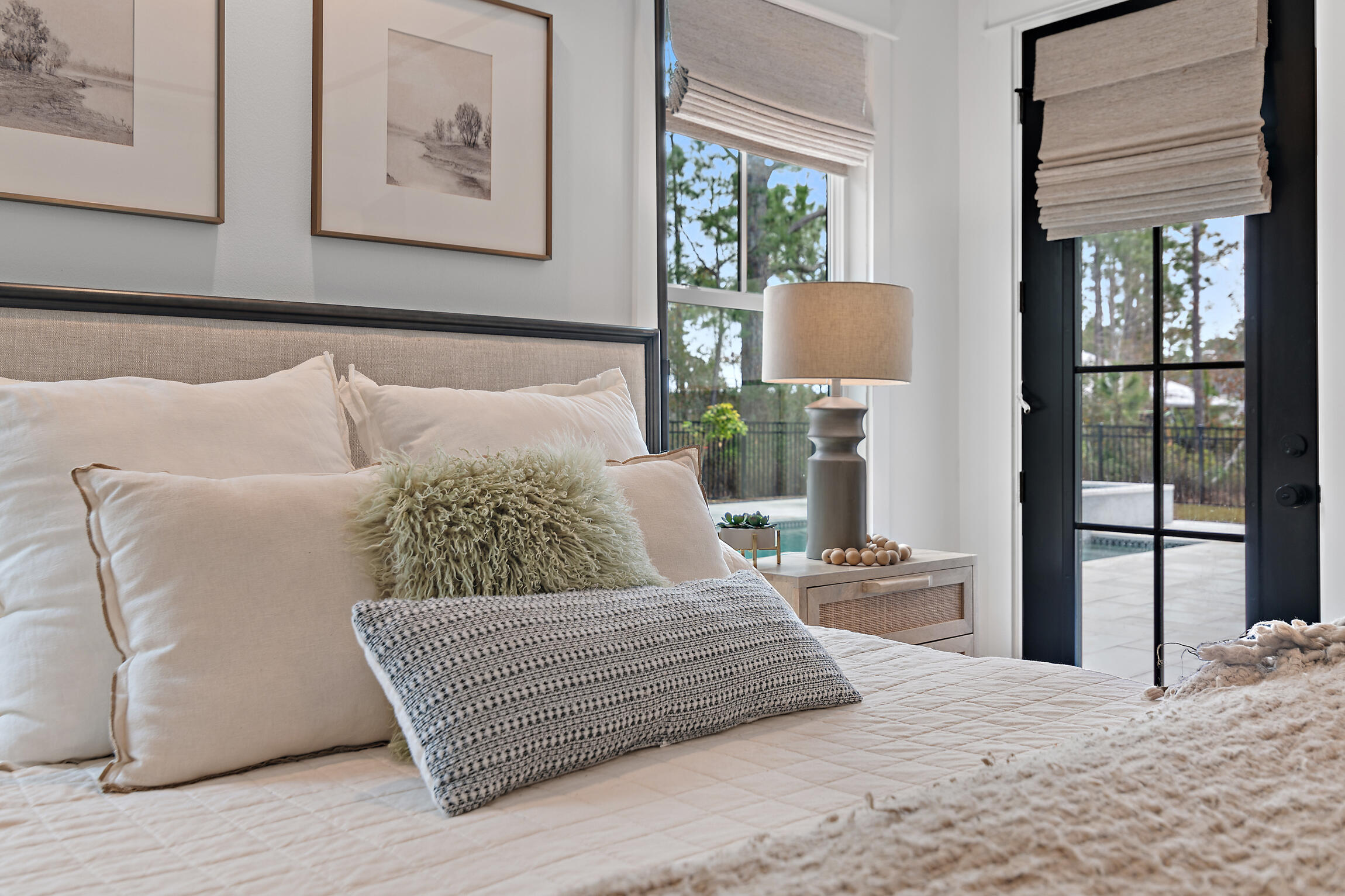 SECLUSION BAY - Residential