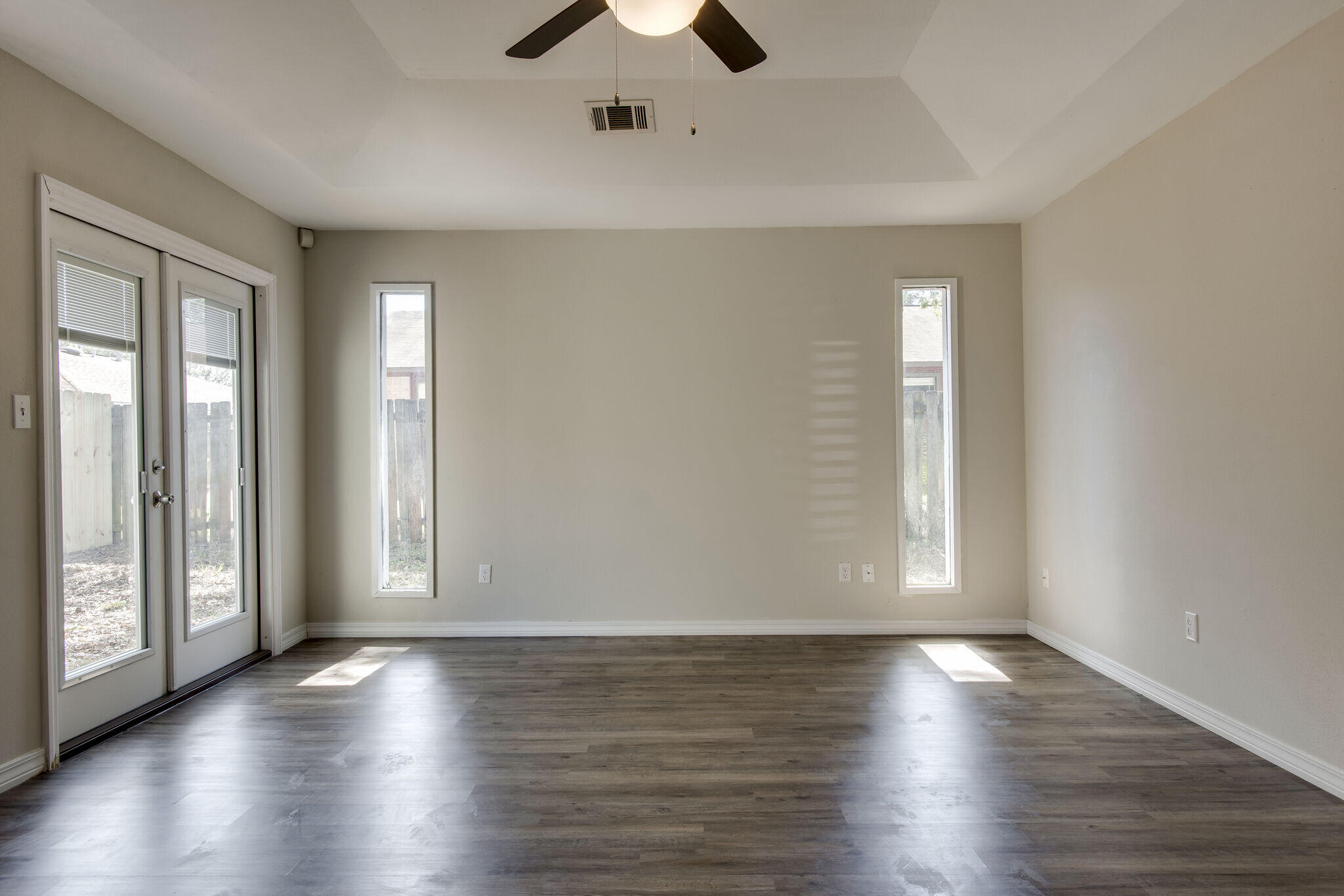 POST OAK PLACE PH 2 - Residential Lease