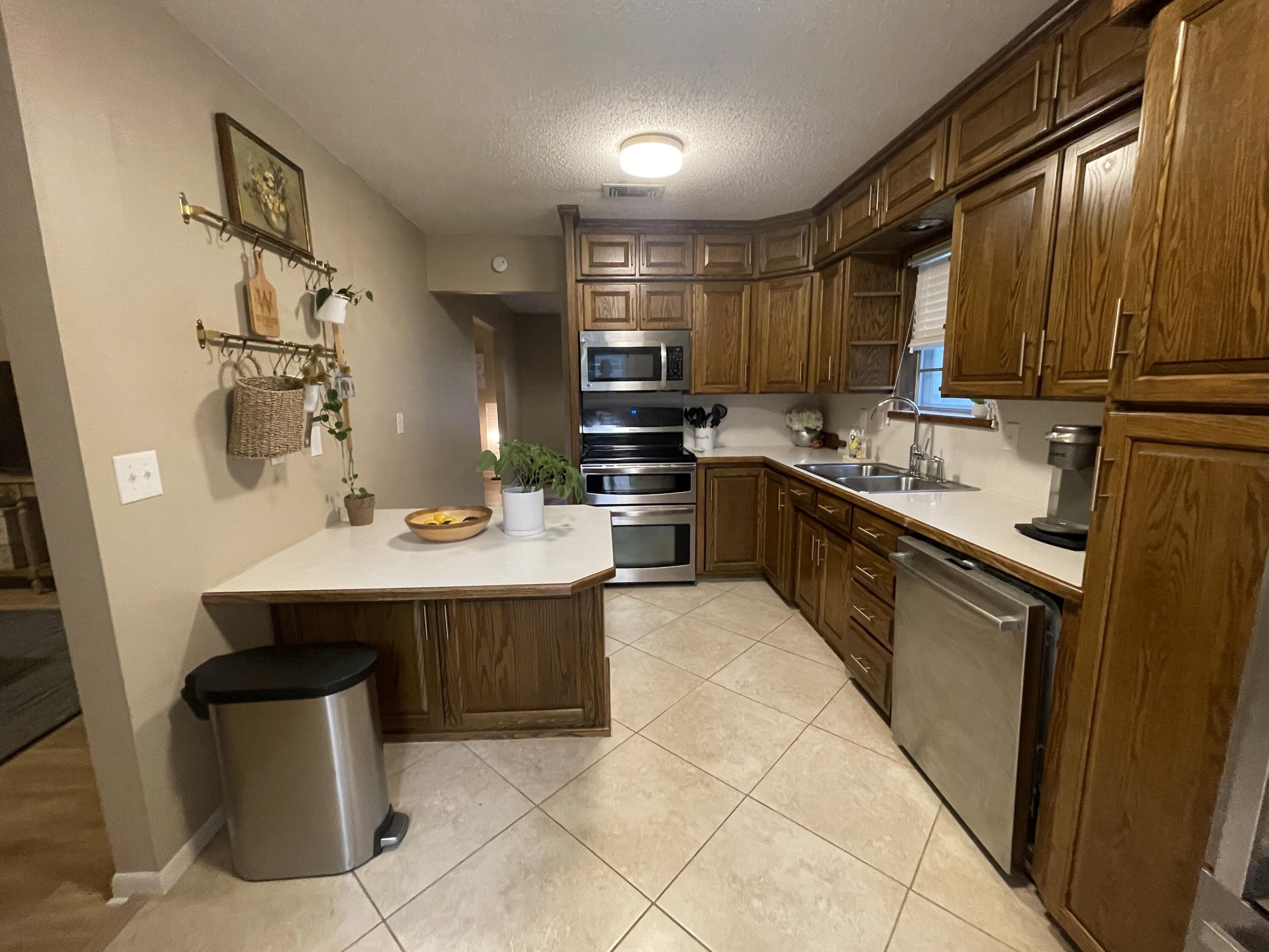 VALPARAISO PLAT 07 - Residential Lease