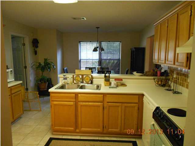 CHEROKEE BEND S/D - Residential Lease