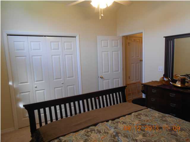 CHEROKEE BEND S/D - Residential Lease