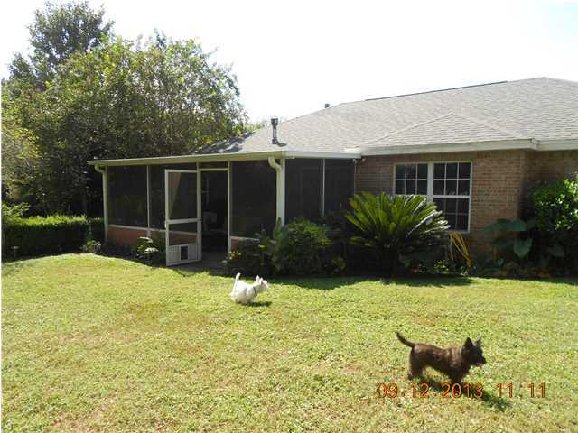 CHEROKEE BEND S/D - Residential Lease