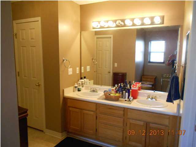 CHEROKEE BEND S/D - Residential Lease