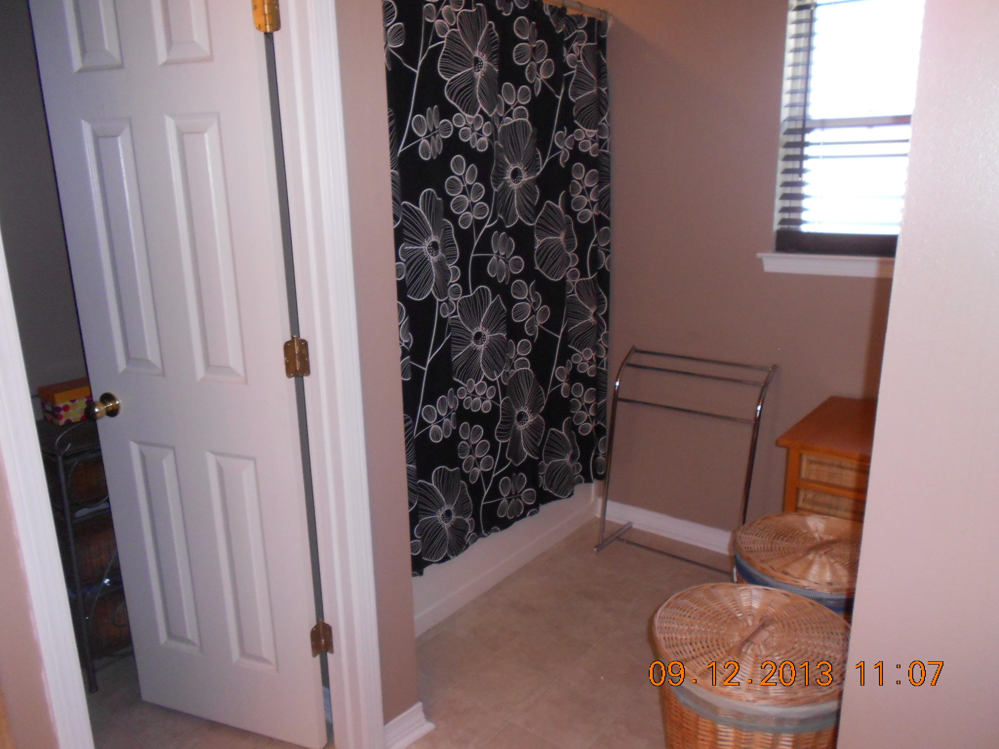 CHEROKEE BEND S/D - Residential Lease