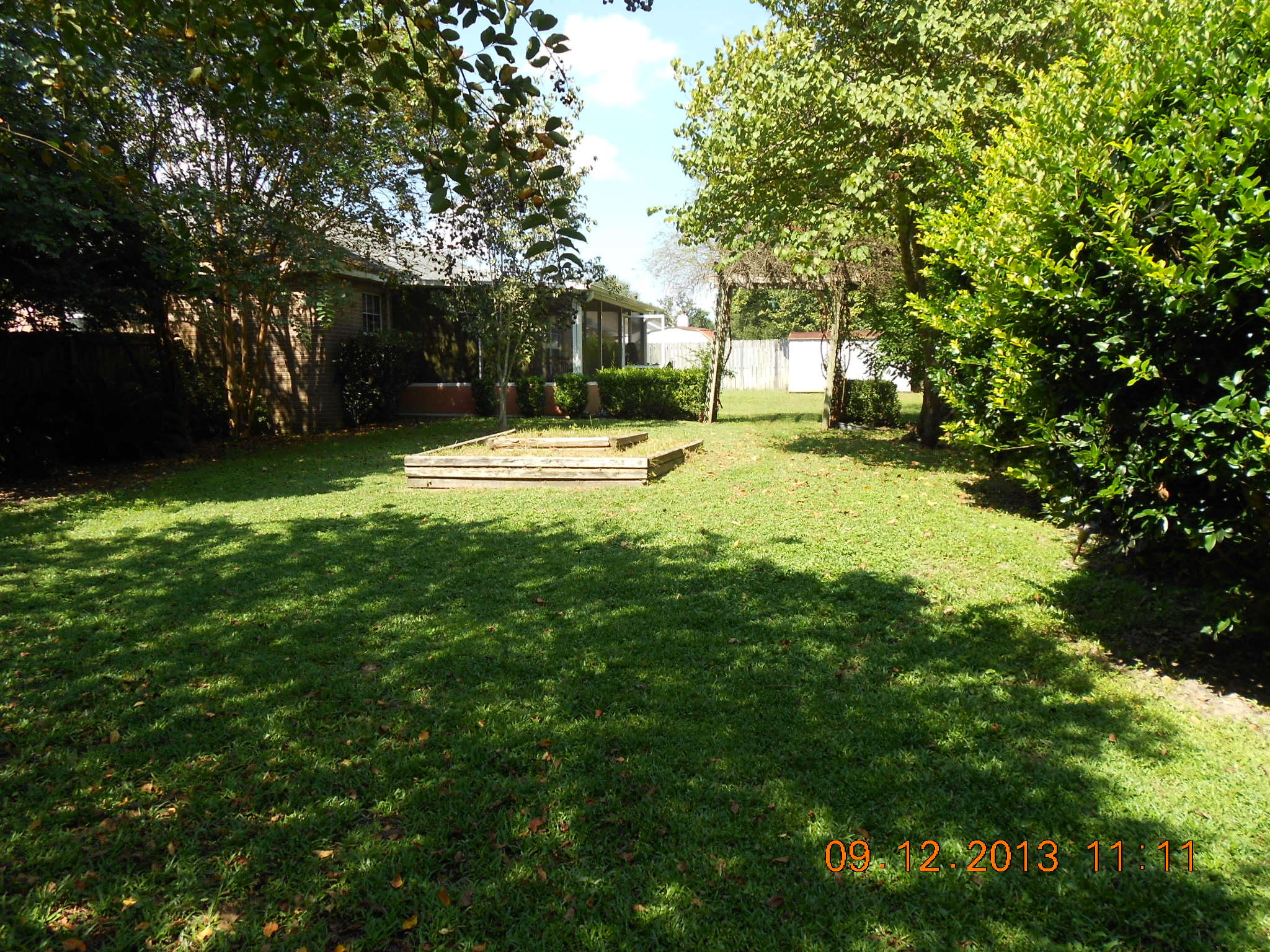 CHEROKEE BEND S/D - Residential Lease