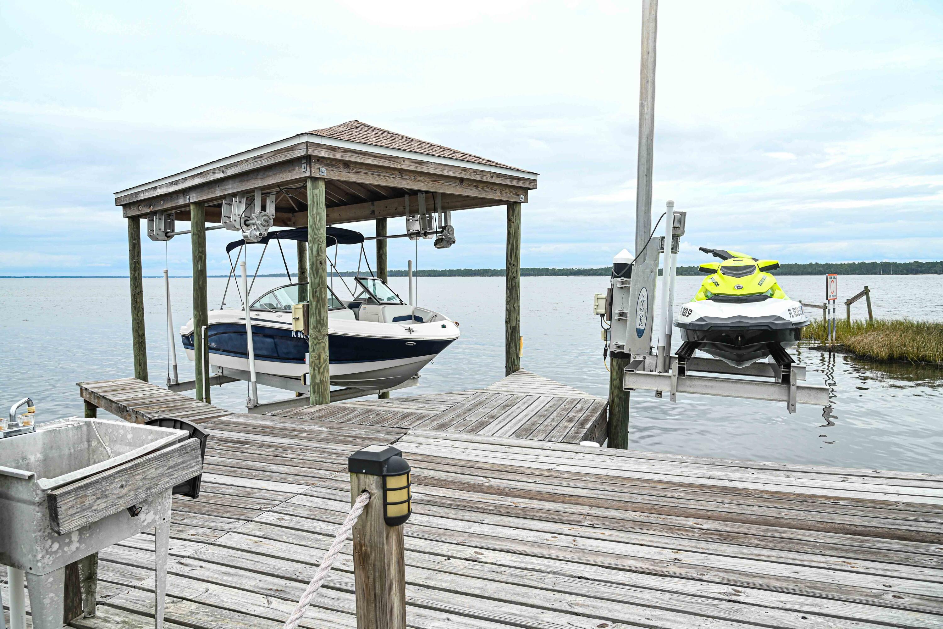 MOSSY COVE - Residential