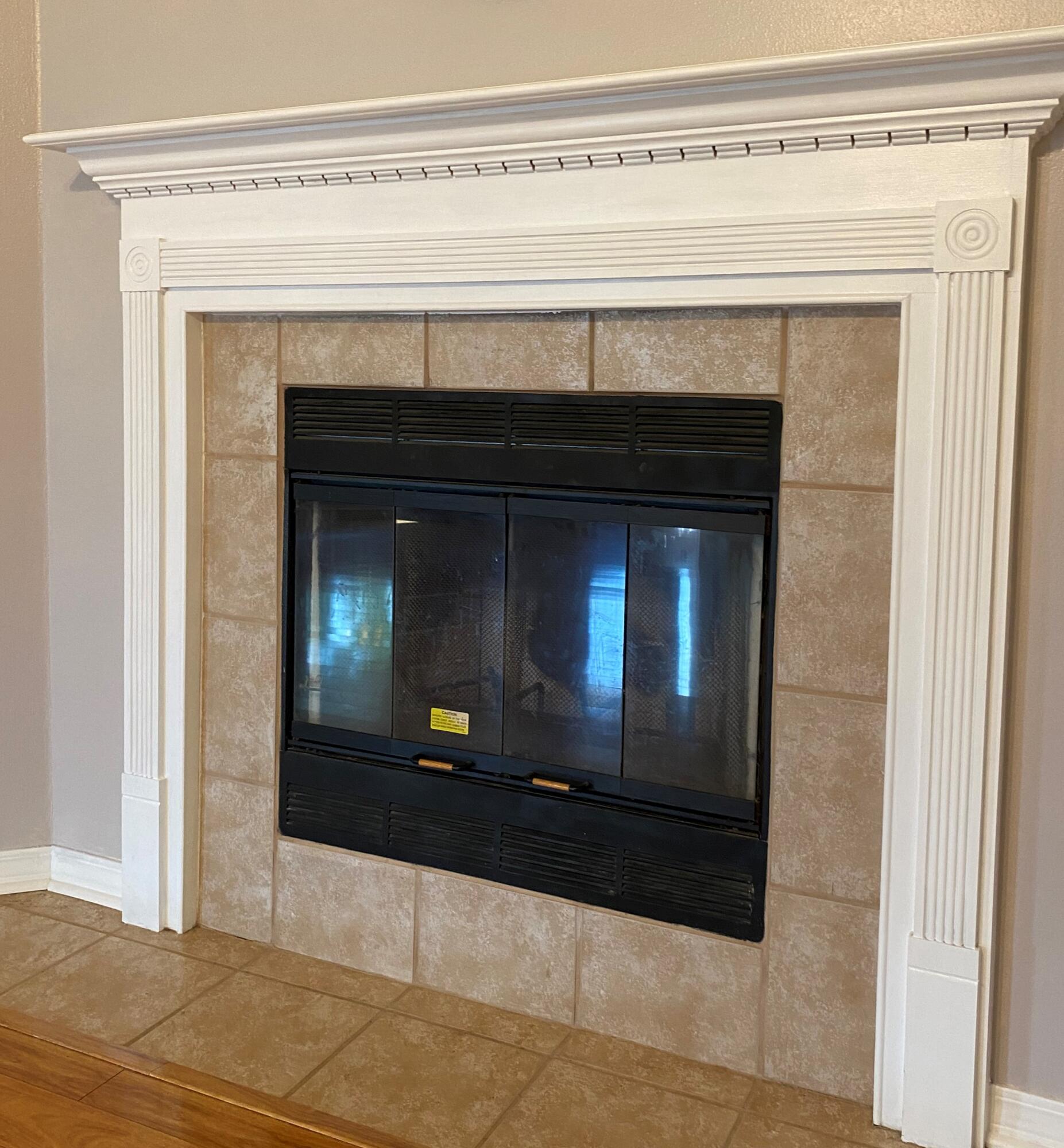 COUNTRYVIEW EST 10TH ADD - Residential Lease