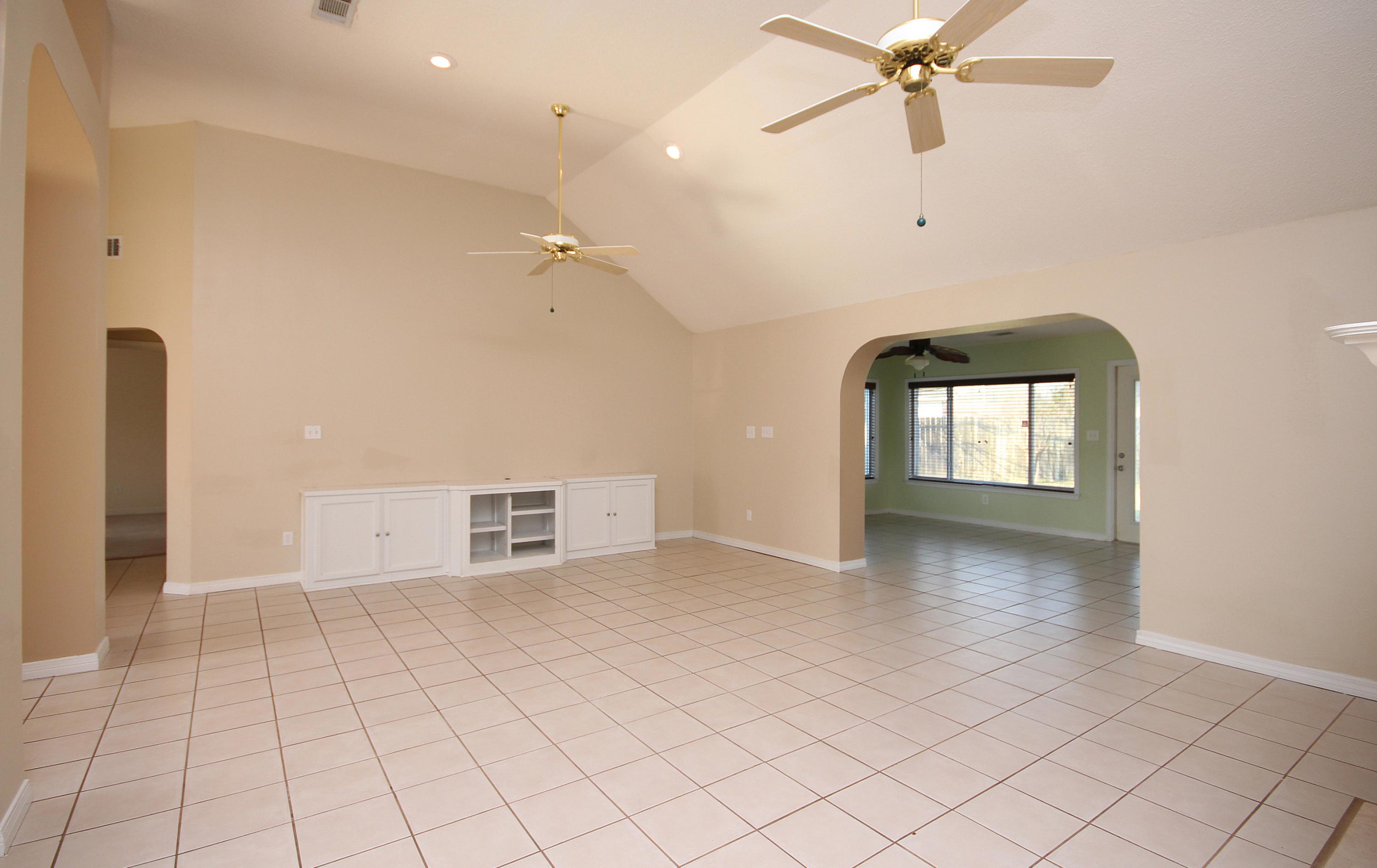 BRISTOL PARK - Residential Lease
