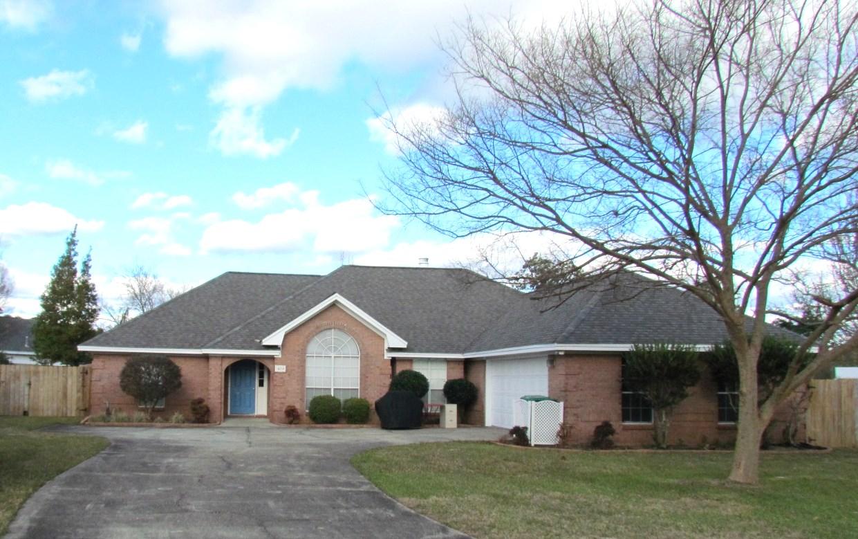 BRISTOL PARK - Residential Lease