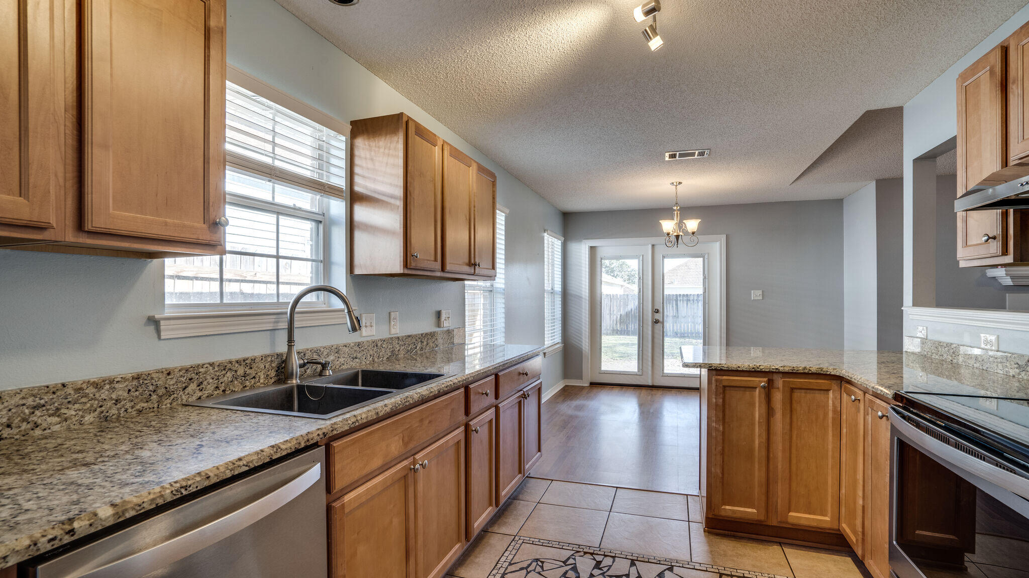 RUSH PARK WEST S/D - Residential Lease
