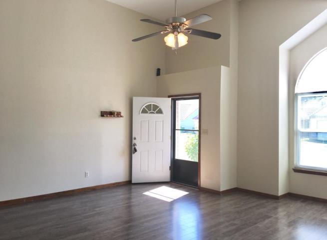 WILLOW BEND PH 2 - Residential Lease