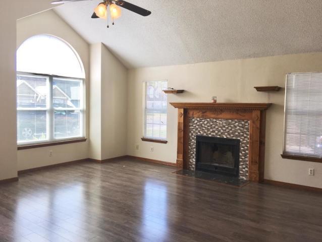 WILLOW BEND PH 2 - Residential Lease