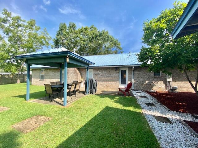 MEADOW WOODS - Residential Lease