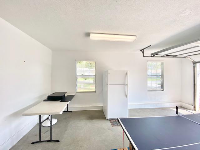 MEADOW WOODS - Residential Lease