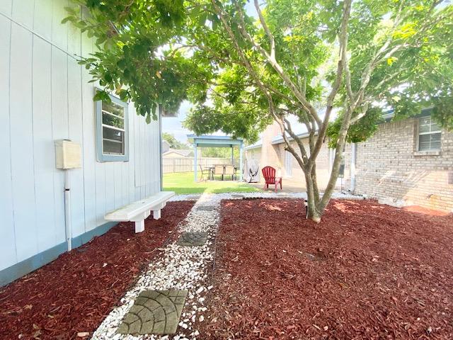 MEADOW WOODS - Residential Lease