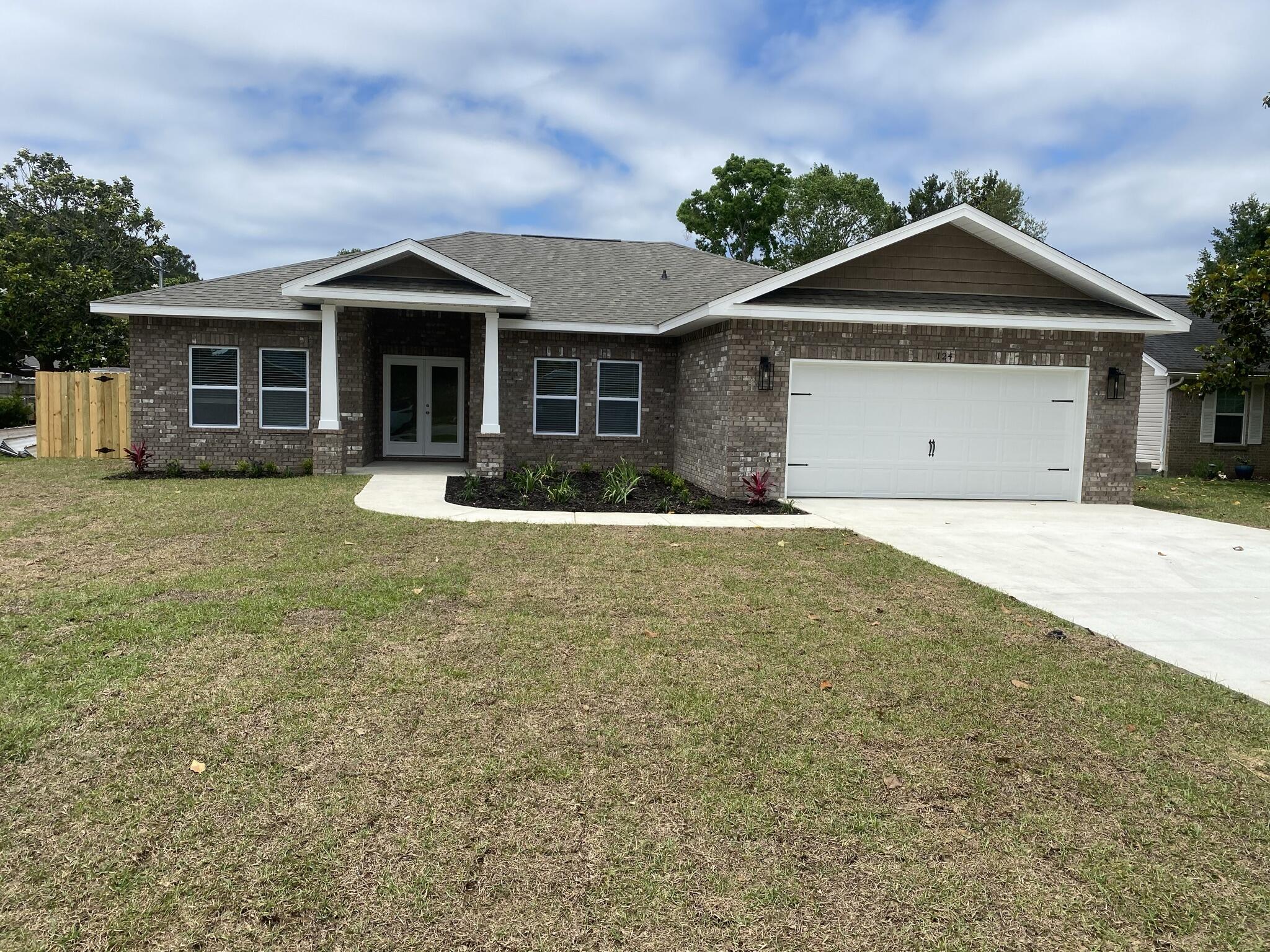 WYNNEHAVEN BEACH ESTATES - Residential