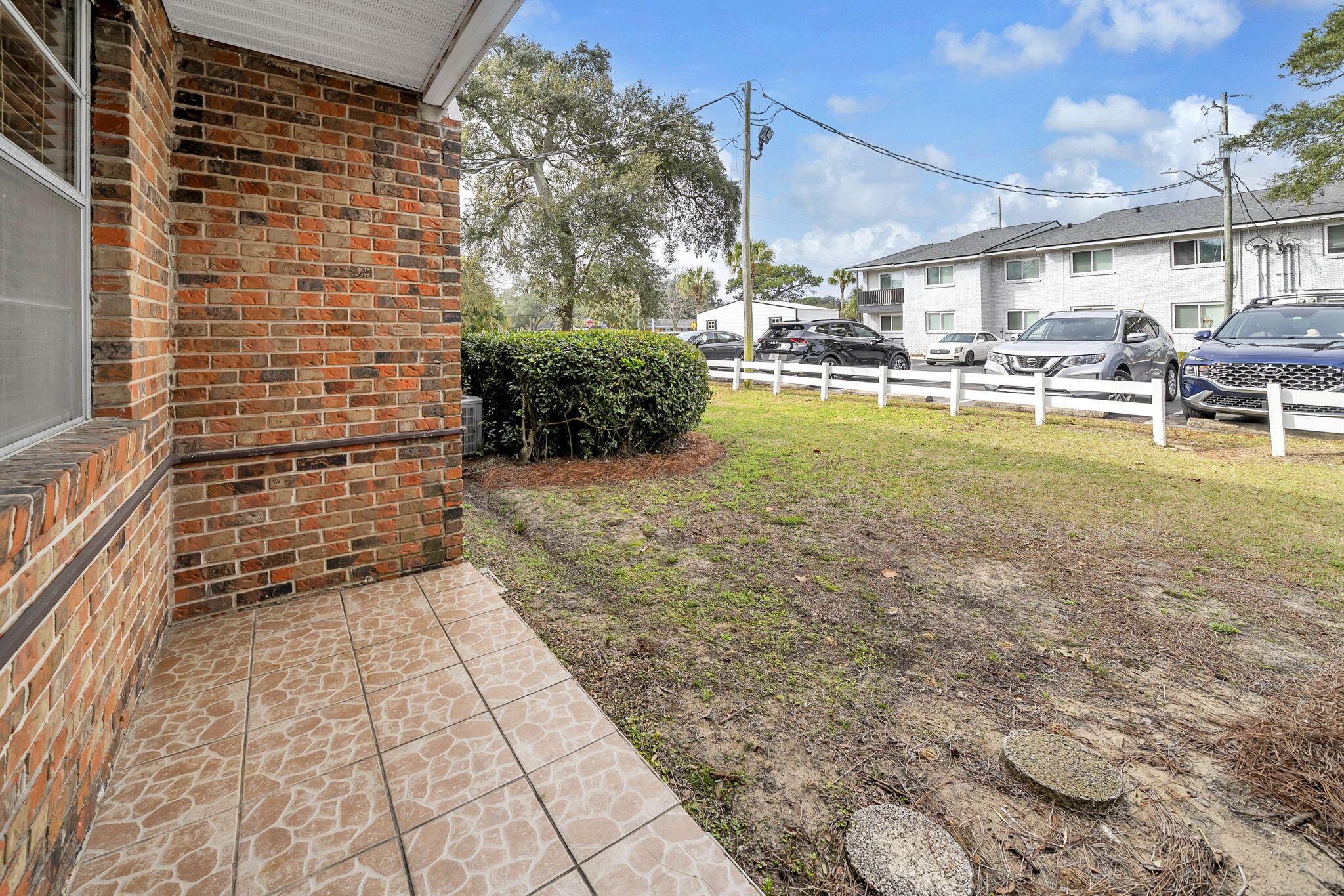 FAIR OAKS VILLAGE CONDO - Residential
