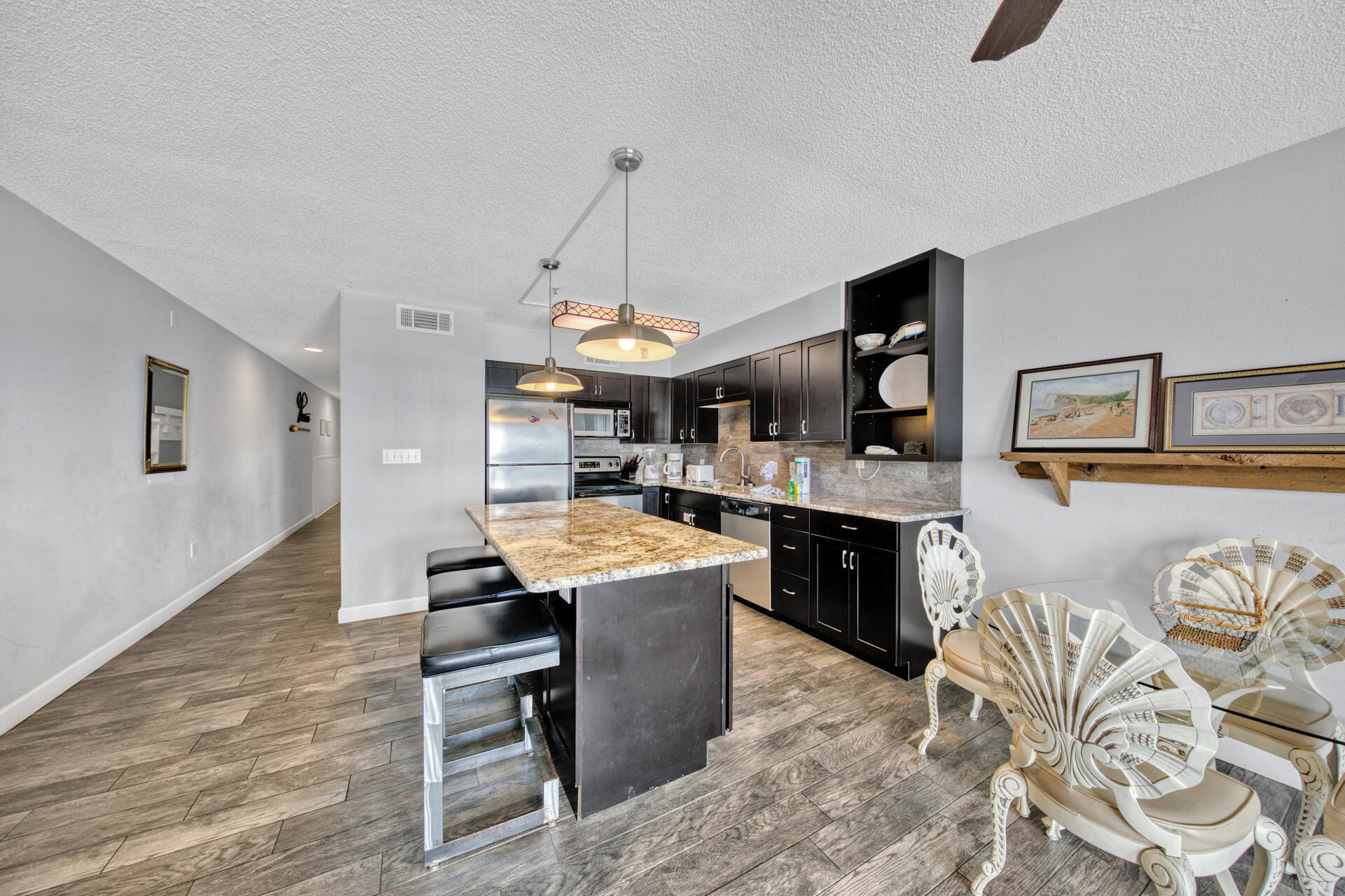 CRYSTAL SANDS PHASE II - Residential