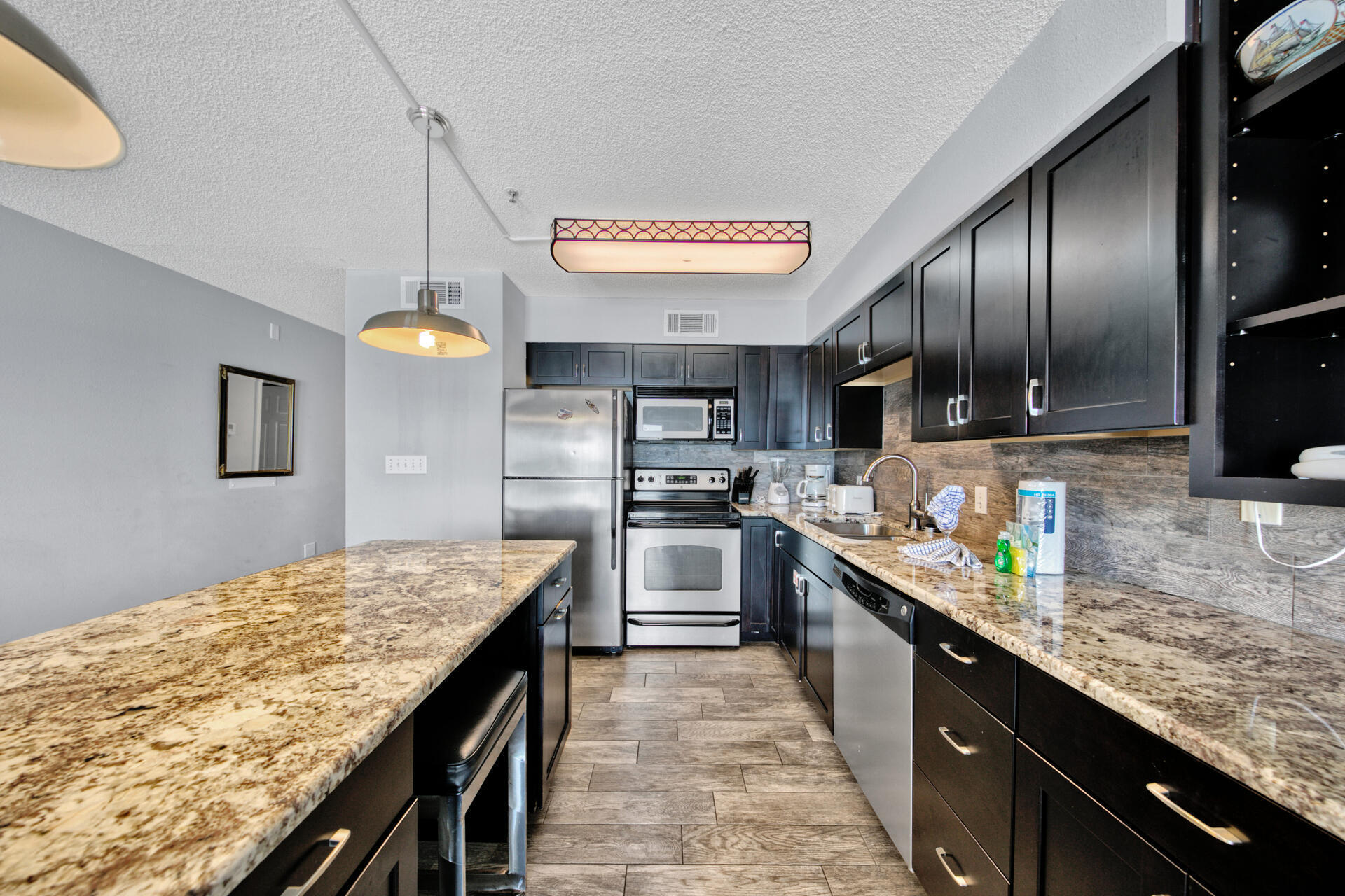 CRYSTAL SANDS PHASE II - Residential