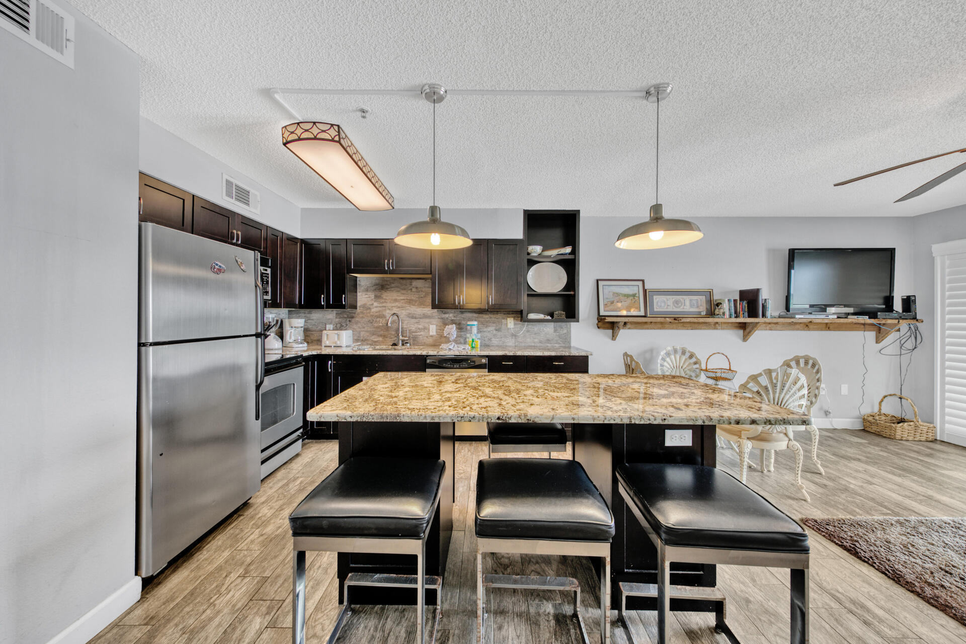 CRYSTAL SANDS PHASE II - Residential