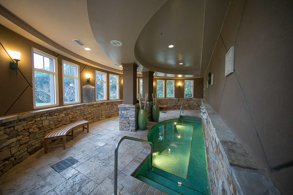 ONE WATER PLACE - Residential