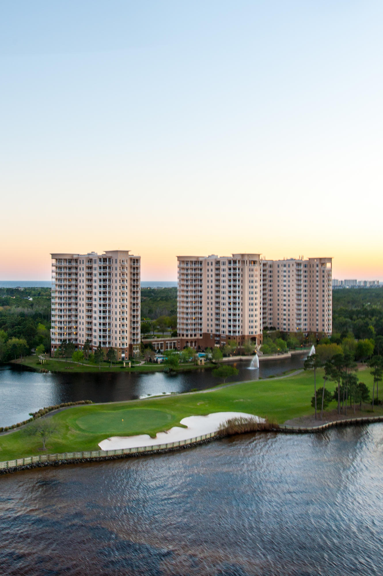 ONE WATER PLACE - Residential
